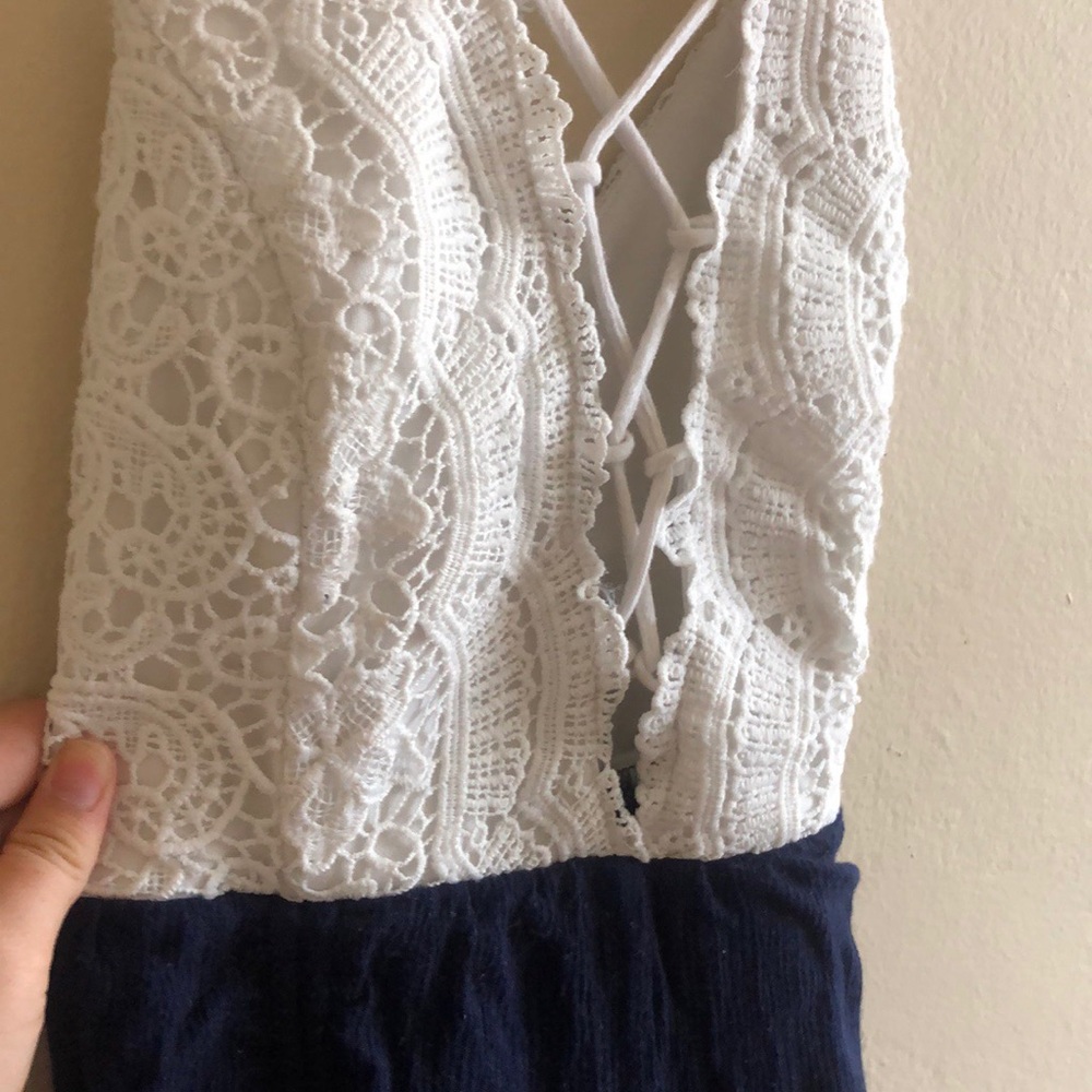 Backless Two-Tone Romper - Picture 5 of 8